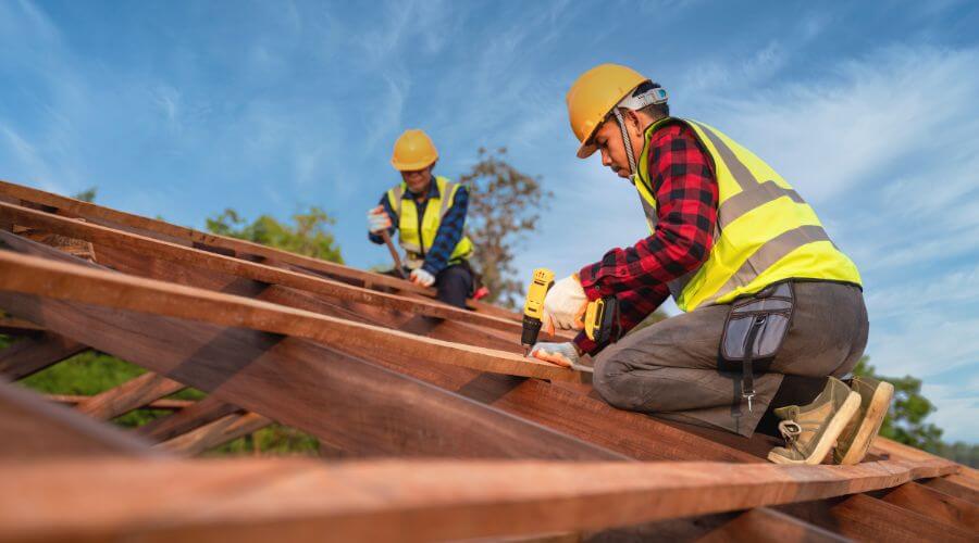 Professional gutter cleaning in Halbur, IA